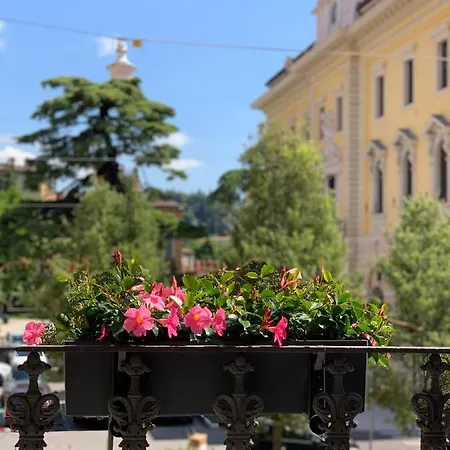 Πανσιόν Bue Nero 2*